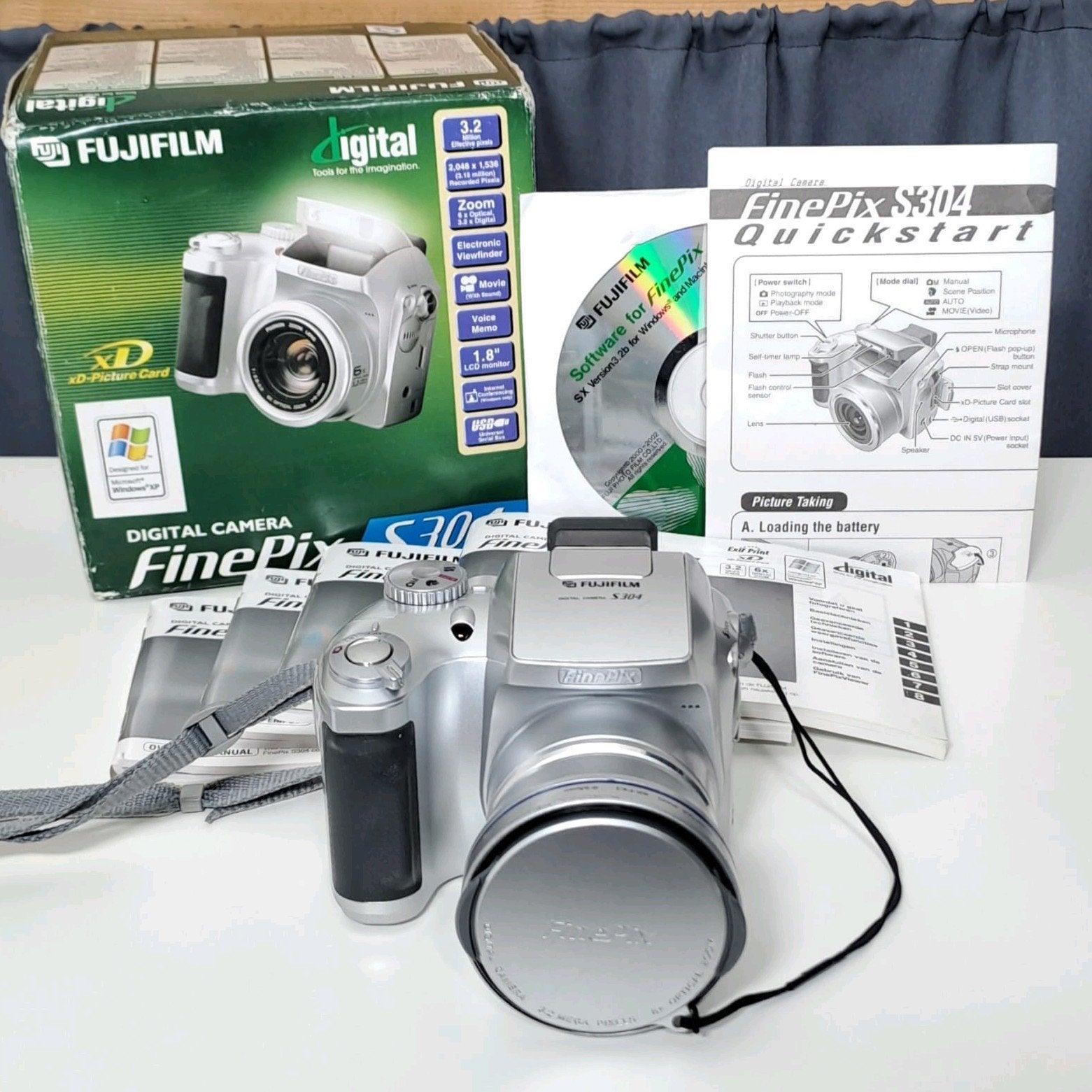 Fujifilm FinePix S304 Digitale Camera – Complete set, Ingebouwde flitser, Geheugenkaart, Ophalen of Verzenden, Zo goed als nieuw