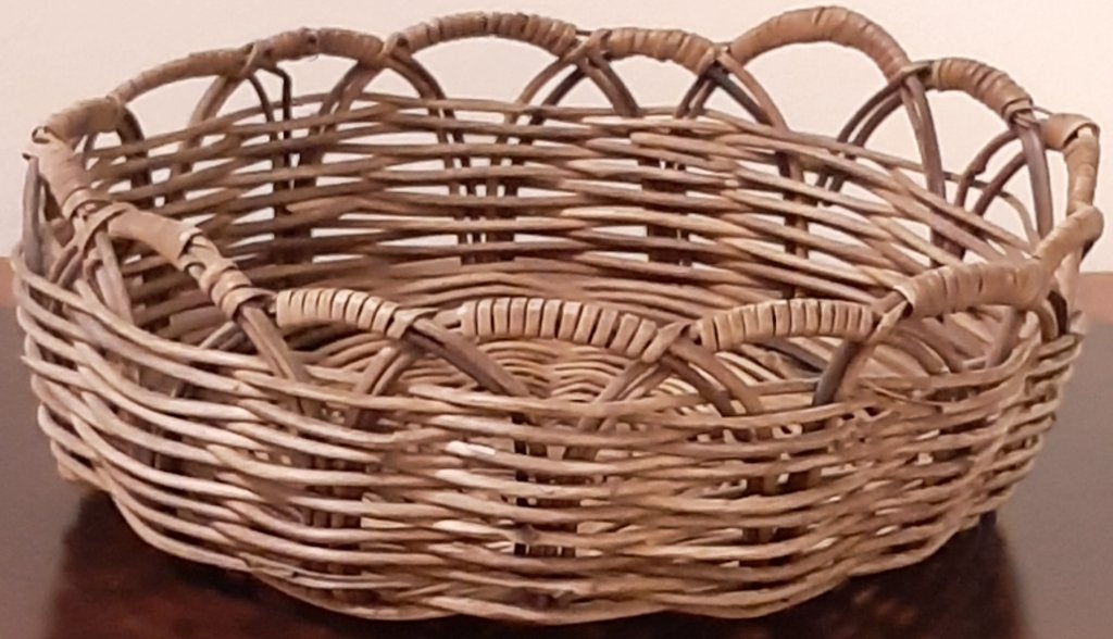 🦆Preloved: Handgeweven rond rieten mandje🏷️€4,80-, Gebruikt, Mand, Rond, Ophalen of Verzenden