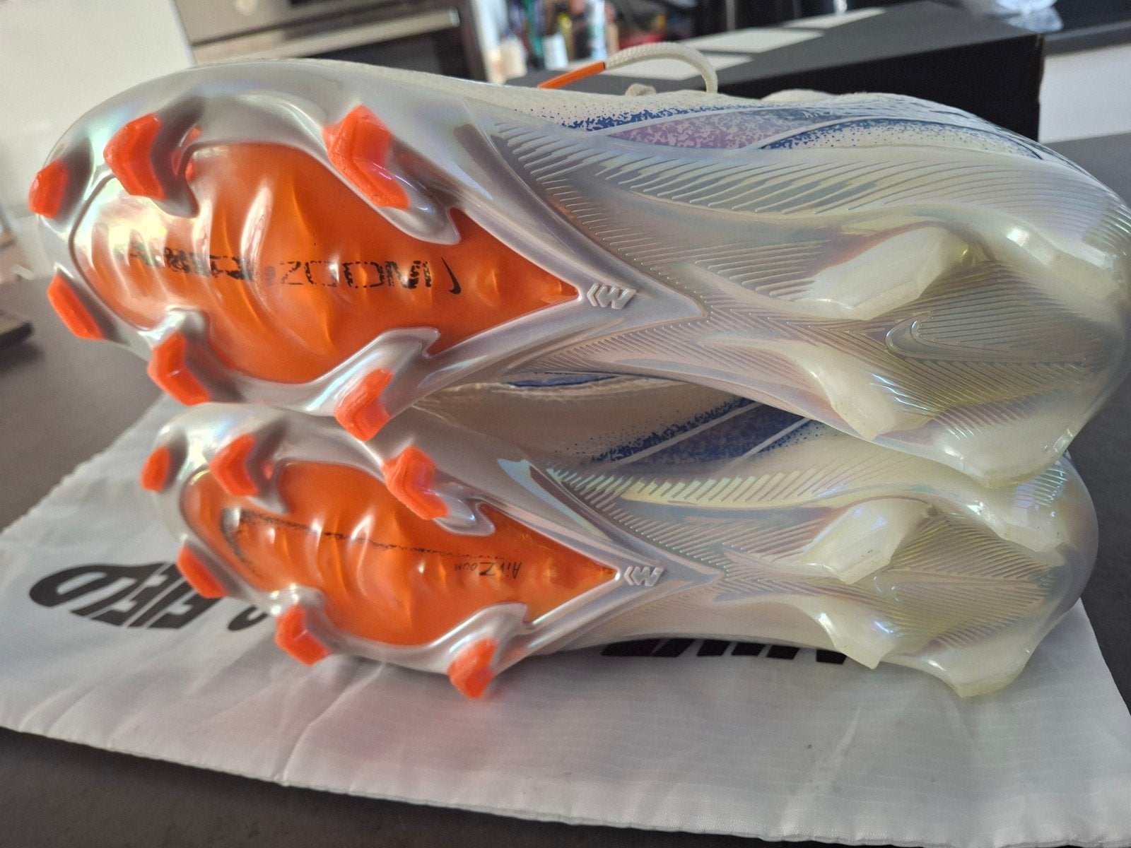 Nike Mercurial Voetbalschoenen - Zo goed als nieuw, Maat XS of kleiner, Ophalen of Verzenden, Zo goed als nieuw, Schoenen