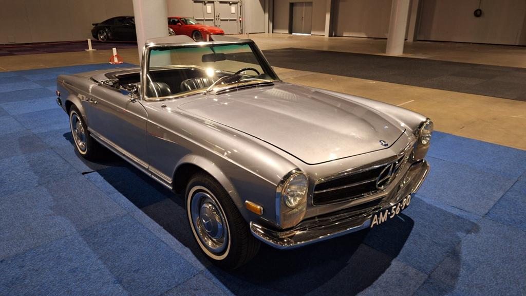 Mercedes-Benz 250SL, Auto's, Mercedes-Benz, Particulier, SL, Benzine, Cabriolet, Handgeschakeld, Geïmporteerd, Zilver of Grijs