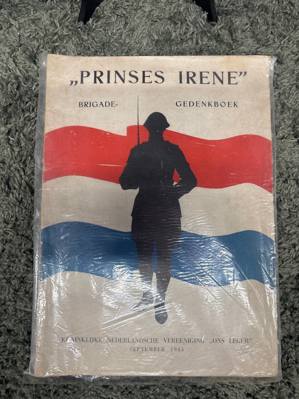 Gedenkboek Prinses Irene Brigade - WOII, Ophalen of Verzenden, Tweede Wereldoorlog, Gelezen, Landmacht