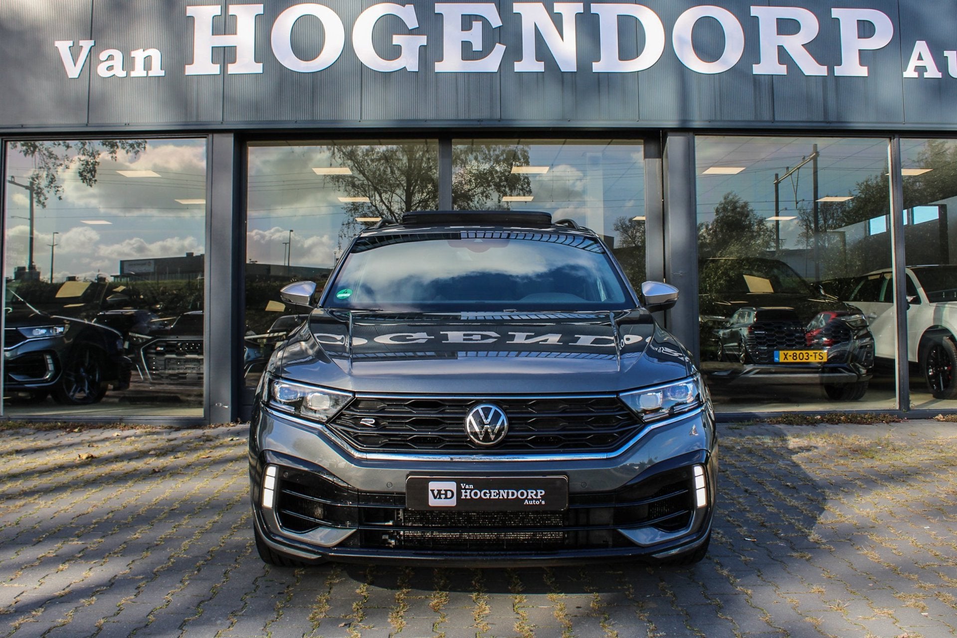 Volkswagen T-ROC 2.0 TSI 4Motion R PANO NAVI AKRA CAMERA, Auto's, Stof, Gebruikt, 4 cilinders, 1984 cc