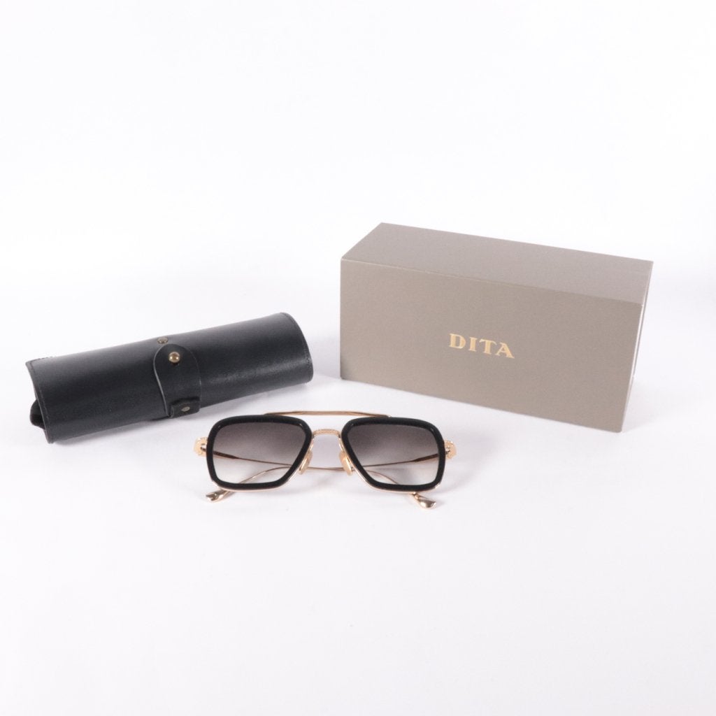 Dita Flight 006 - 7806B Zonnebril - Nette staat, Dita, Gebruikt, Support@dita.com, 9191 Irvine Center Drive, Suite 300
Irvine, CA 92618
USA