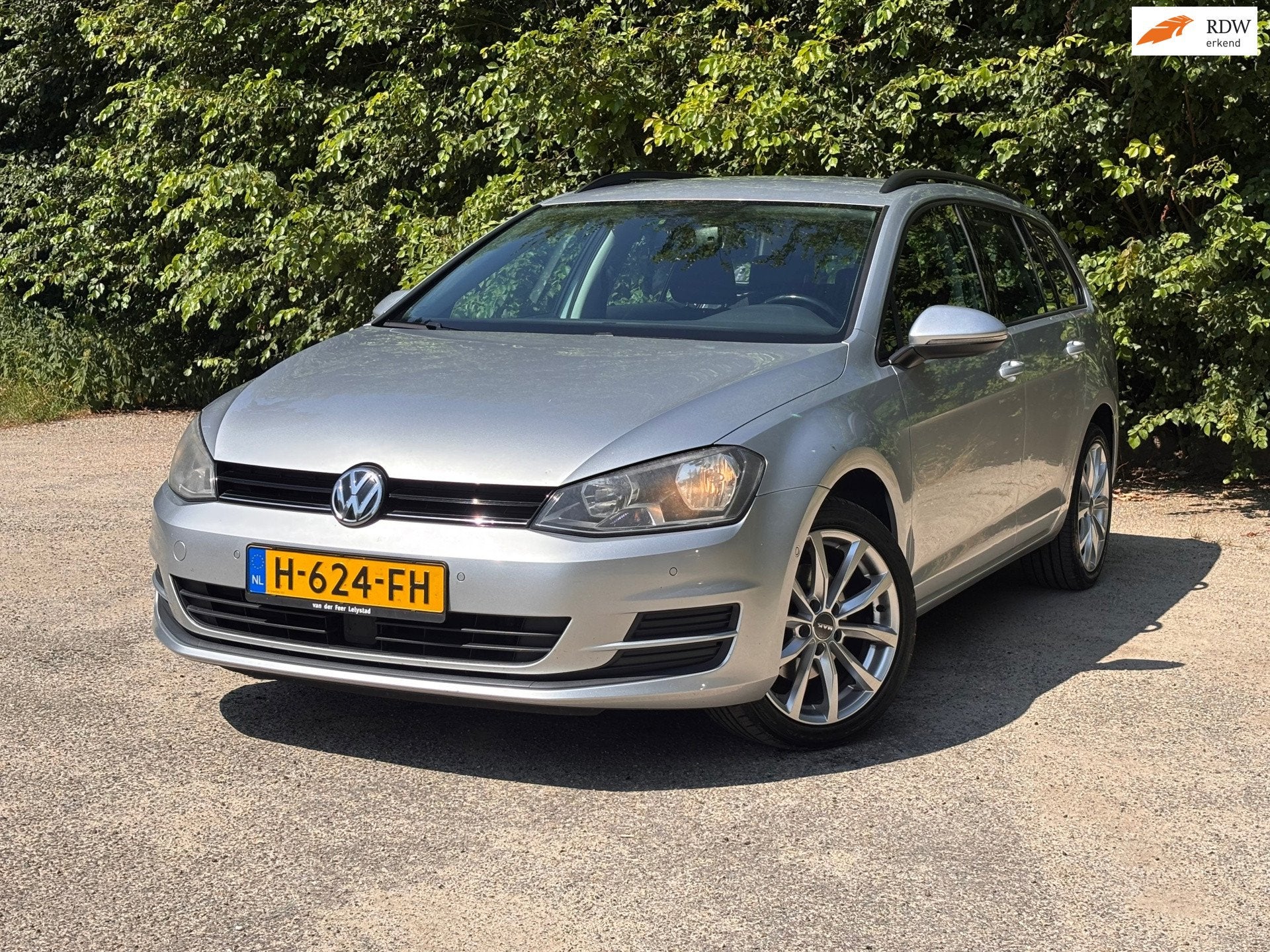 Volkswagen Golf Variant 1.6 TDI Highline | Cruise control +, Auto's, Voorwielaandrijving, Euro 5, Gebruikt, 1295 kg