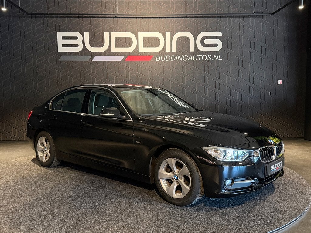 BMW 3-serie 320i EDE Exe | Sport-line | Navi | PDC, Gebruikt, 4 cilinders, Zwart, Origineel Nederlands