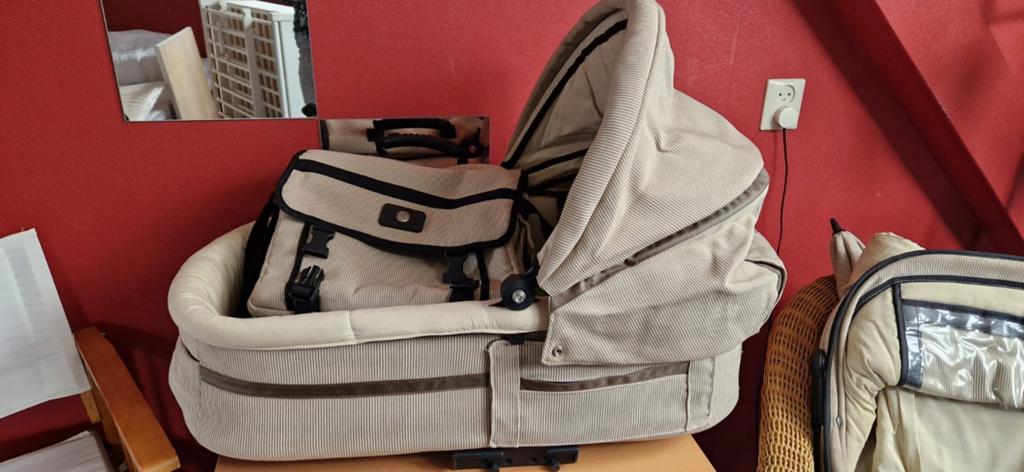 Mutsy kinderwagen (geheel compleet), Ophalen, Gebruikt, Verstelbare duwstang, Combiwagen