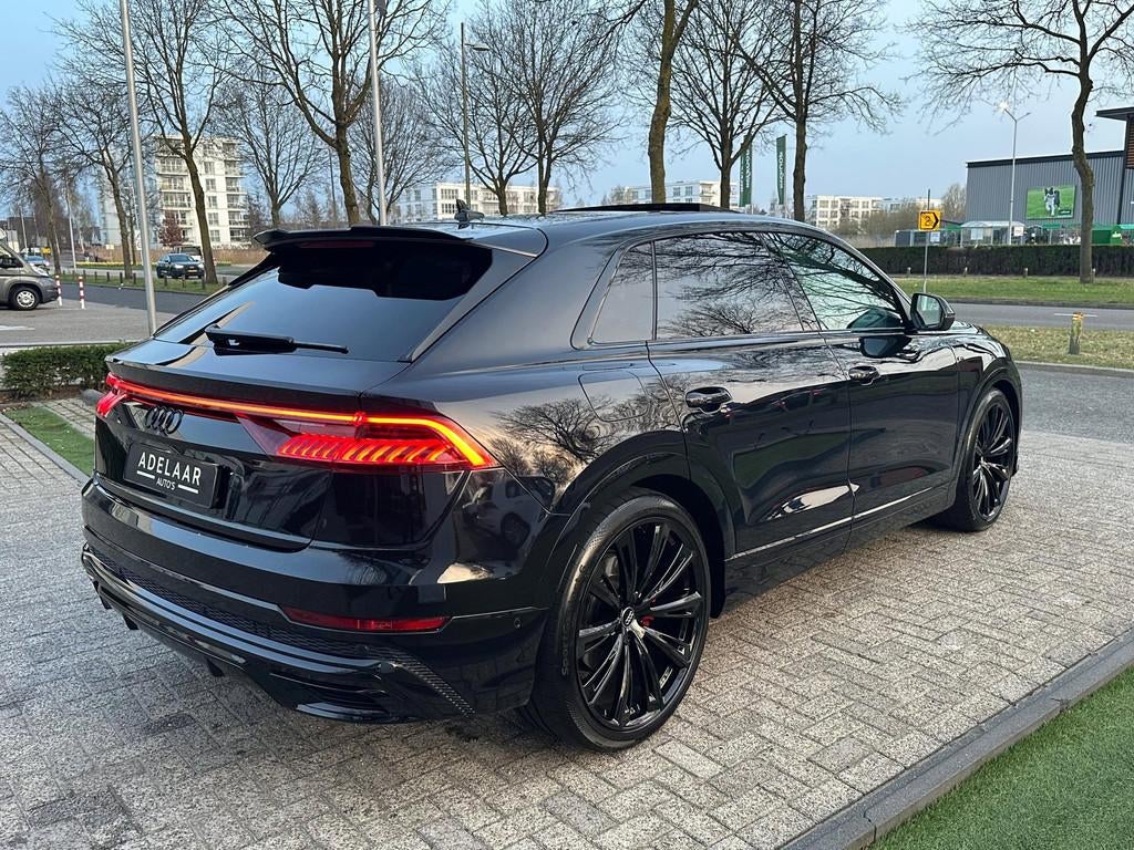 Audi Q8 50 TDI S-LINE, PANORAMADAK, CARPLAY, LUCHTVERING, B&, Automaat, Q8, Zwart, Bedrijf