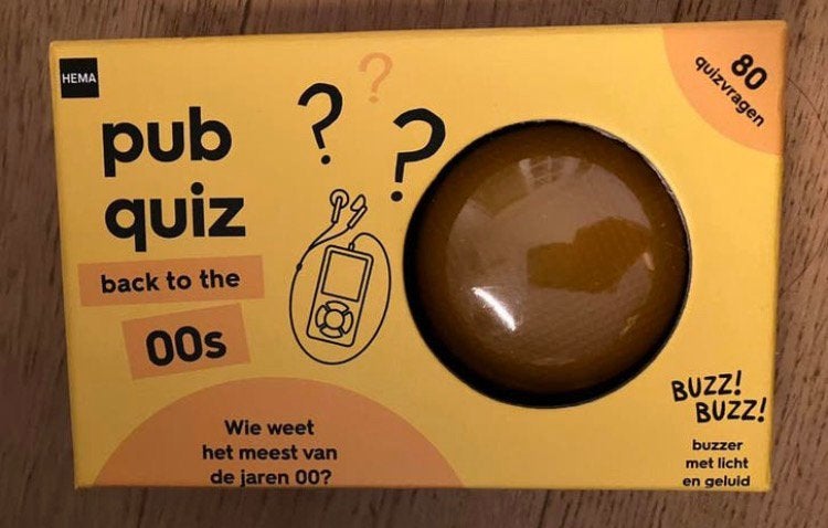 Pubquiz pub zgan quiz kwis met buzzer Back to the 00’s, Ophalen of Verzenden, Zo goed als nieuw