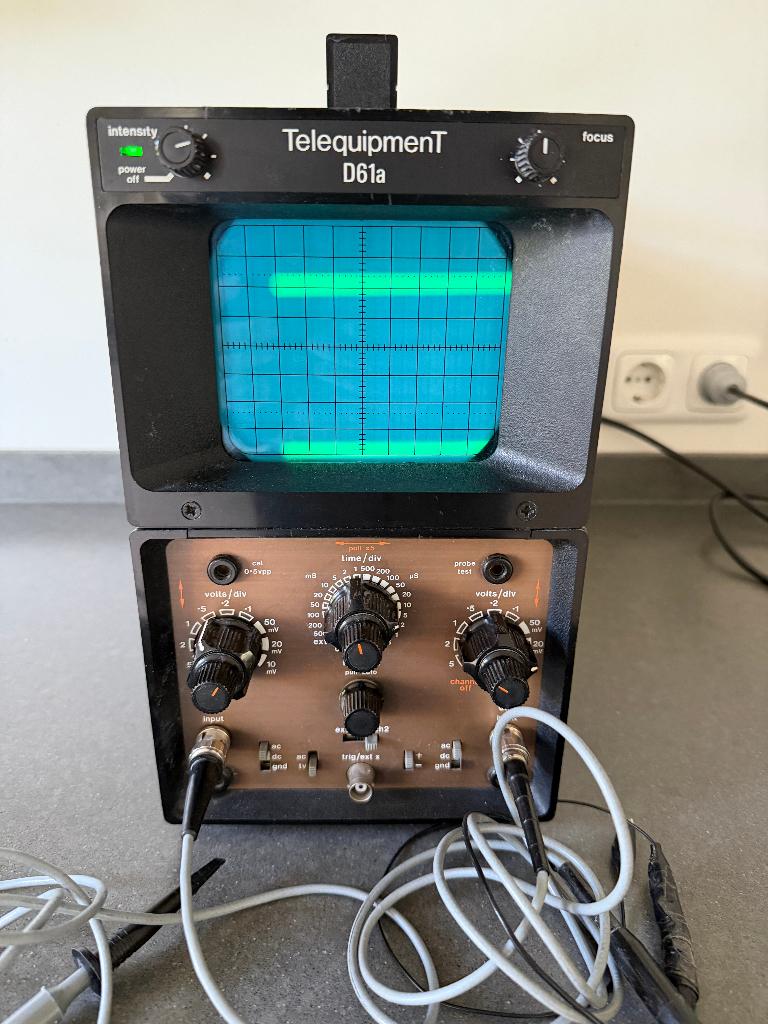 Vintage oscilloscoop Telequipment D61a, Ophalen, Gebruikt