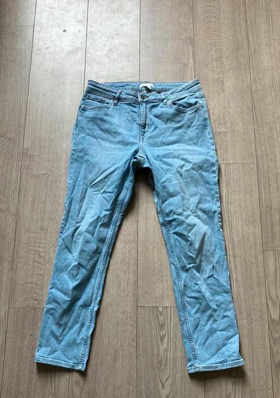 Jeans spijkerbroek maat 42 h&m, Ophalen of Verzenden, Zo goed als nieuw, Blauw, W33 - W36 (confectie 42/44)