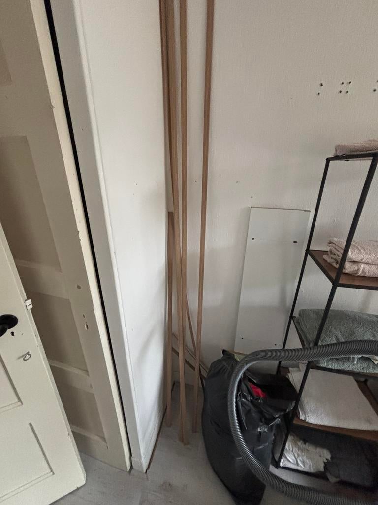 Plakplinten, Ophalen, Zo goed als nieuw, Mdf, 200 tot 250 cm