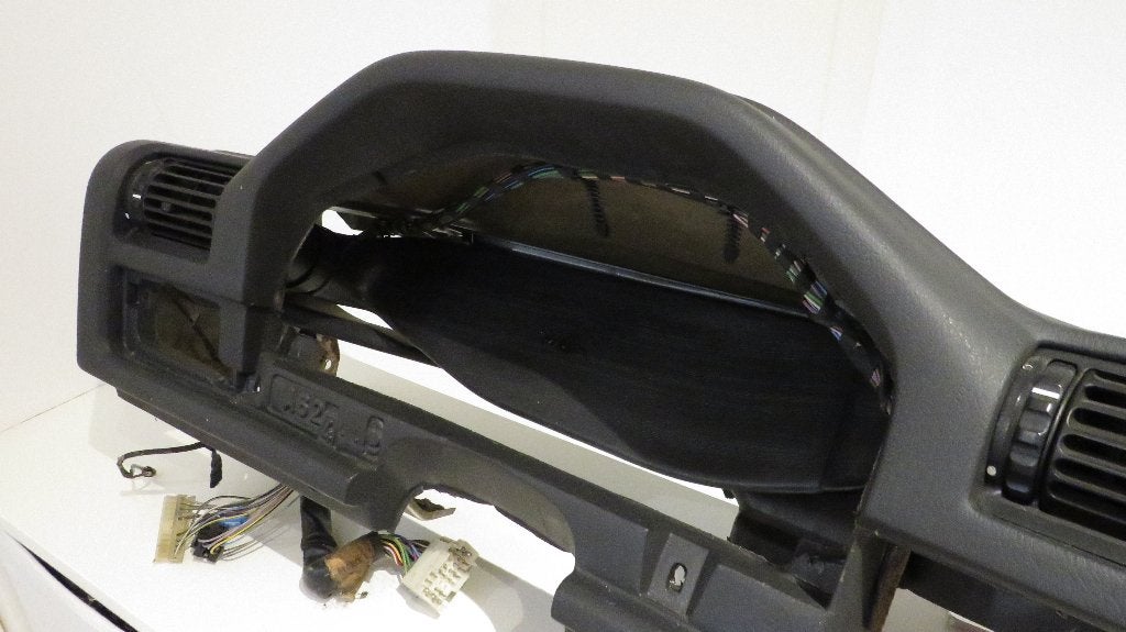 Dashboard BMW E30 zonder scheuren., Ophalen of Verzenden, Gebruikt, BMW