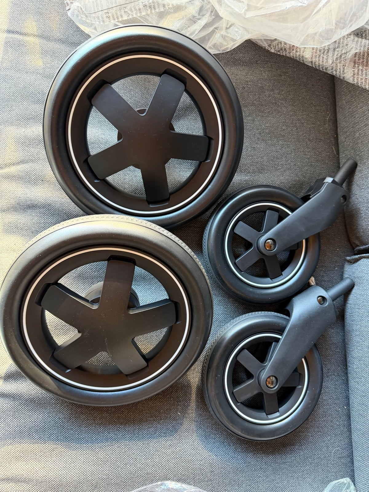 Maxi Cosi Zelia 2 wielenset nieuw, Kinderwagen, Nl, Nieuw, Ophalen of Verzenden
