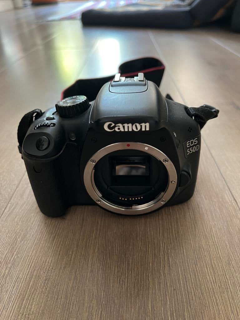 Canon EOS 550D spiegelreflexcamera met accessoires, Ophalen, Gebruikt, Spiegelreflex, Canon