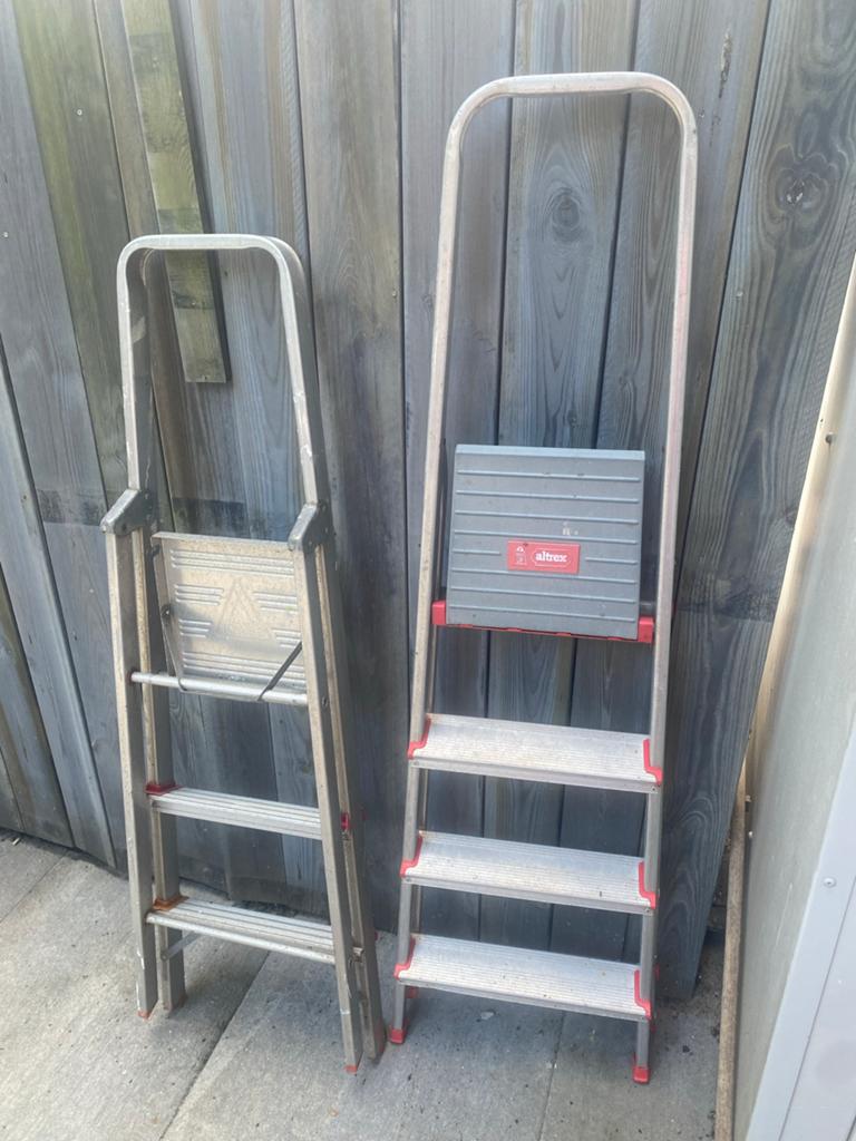 Altrex trappen te koop, Doe-het-zelf en Verbouw, Ladders en Trappen, Ophalen of Verzenden, Gebruikt, Trap, Minder dan 2 meter