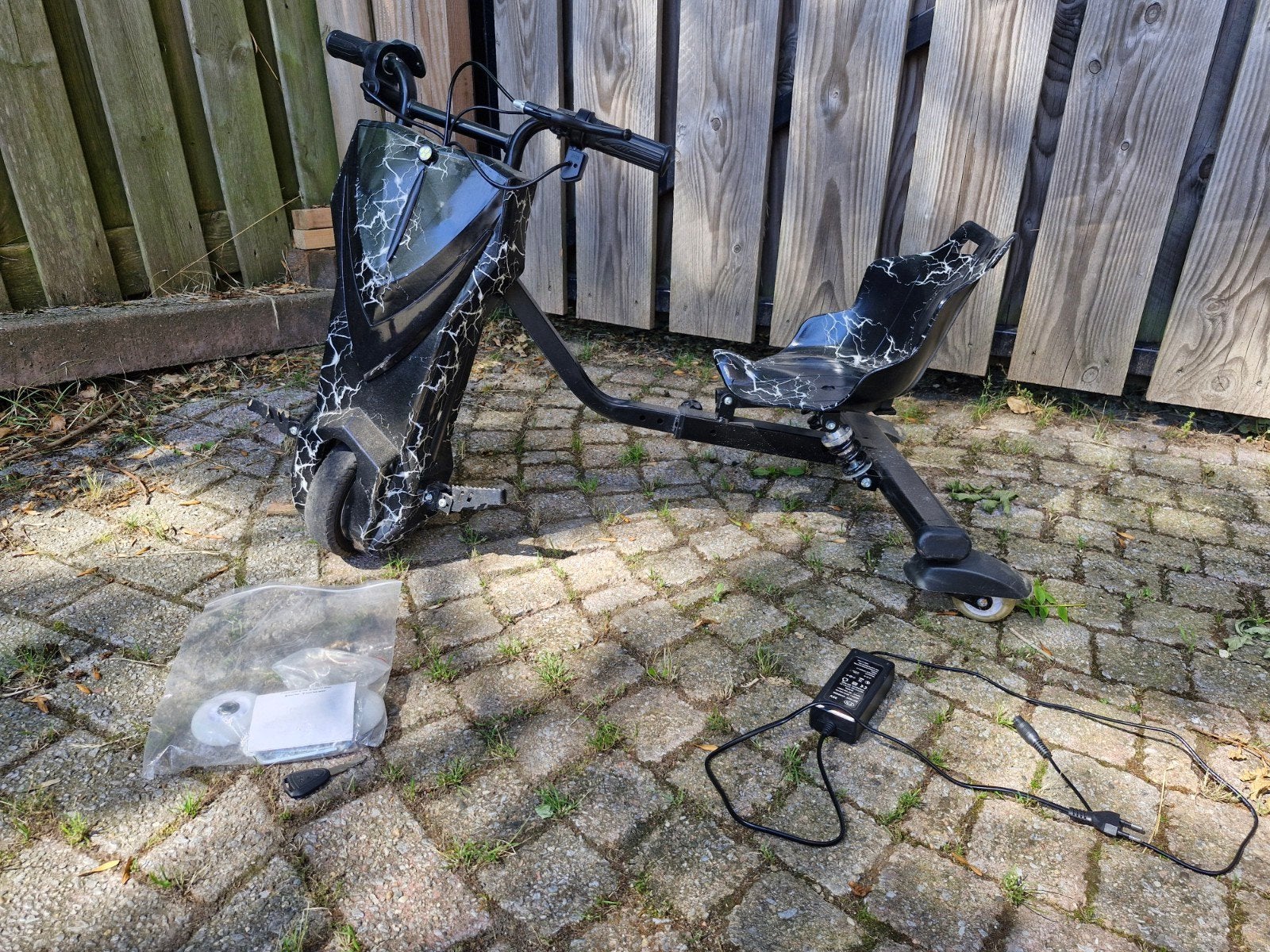 Elektrische Drift Trike met LED-verlichting, Ophalen
