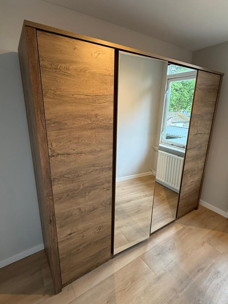 Kledingkast met spiegeldeuren - 220x55x200 cm, Huis en Inrichting, Kasten | Kledingkasten, Ophalen, Gebruikt, 200 cm of meer, Overige houtsoorten