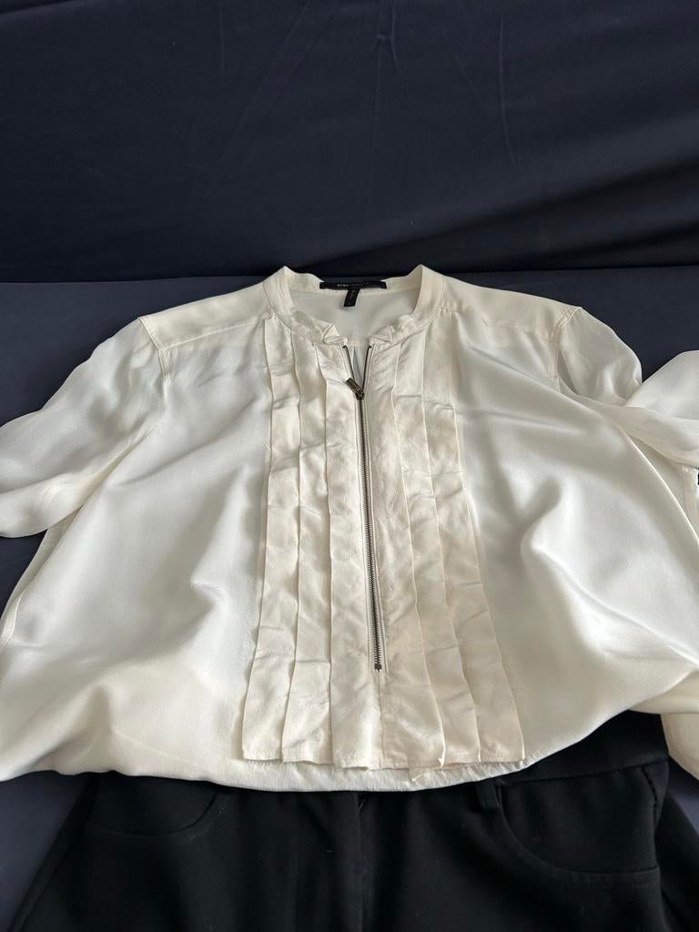 BCBG Maxazria Zijden Blouse - Off-White, Maat M, Ophalen of Verzenden, Zo goed als nieuw, Maat 38/40 (M), Wit
