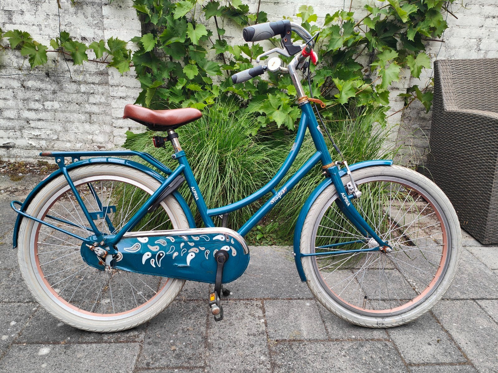 Alpina kinderfiets 24 inch - Zo goed als nieuw, Fietsen en Brommers, Fietsen | Meisjes, Ophalen, Zo goed als nieuw, 24 inch, Handrem