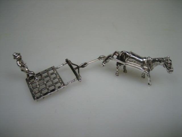 Zilveren miniatuur Boer met Ploeg en Paard Amsterdam ca.1970, Verzenden, Zilver