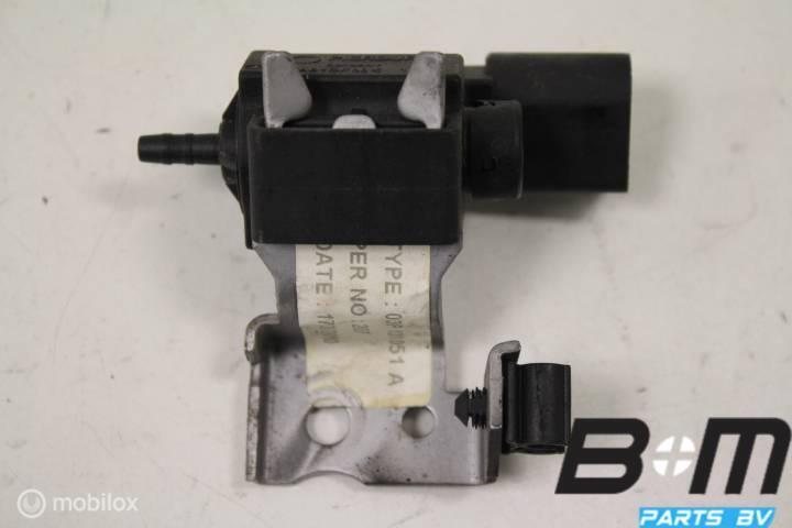 Magneetklep Volkswagen Polo 9N3 037906283C, Auto-onderdelen, Gebruikt