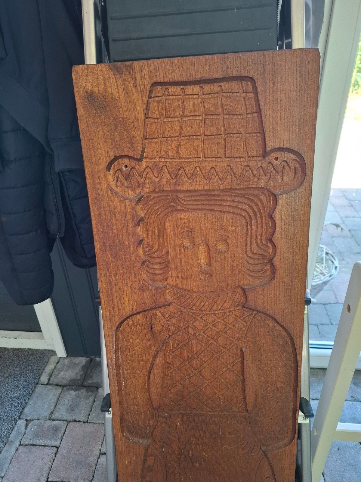 Grote speculaasplank, Ophalen