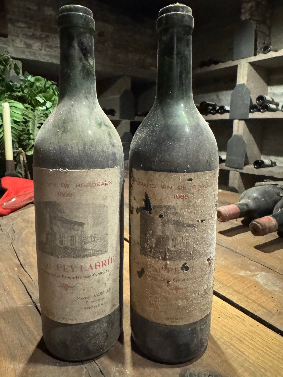 2 flessen Chateau Pey Labrie Grand Vin de Bordeaux 1966, Ophalen, Gebruikt, Frankrijk, Rode wijn