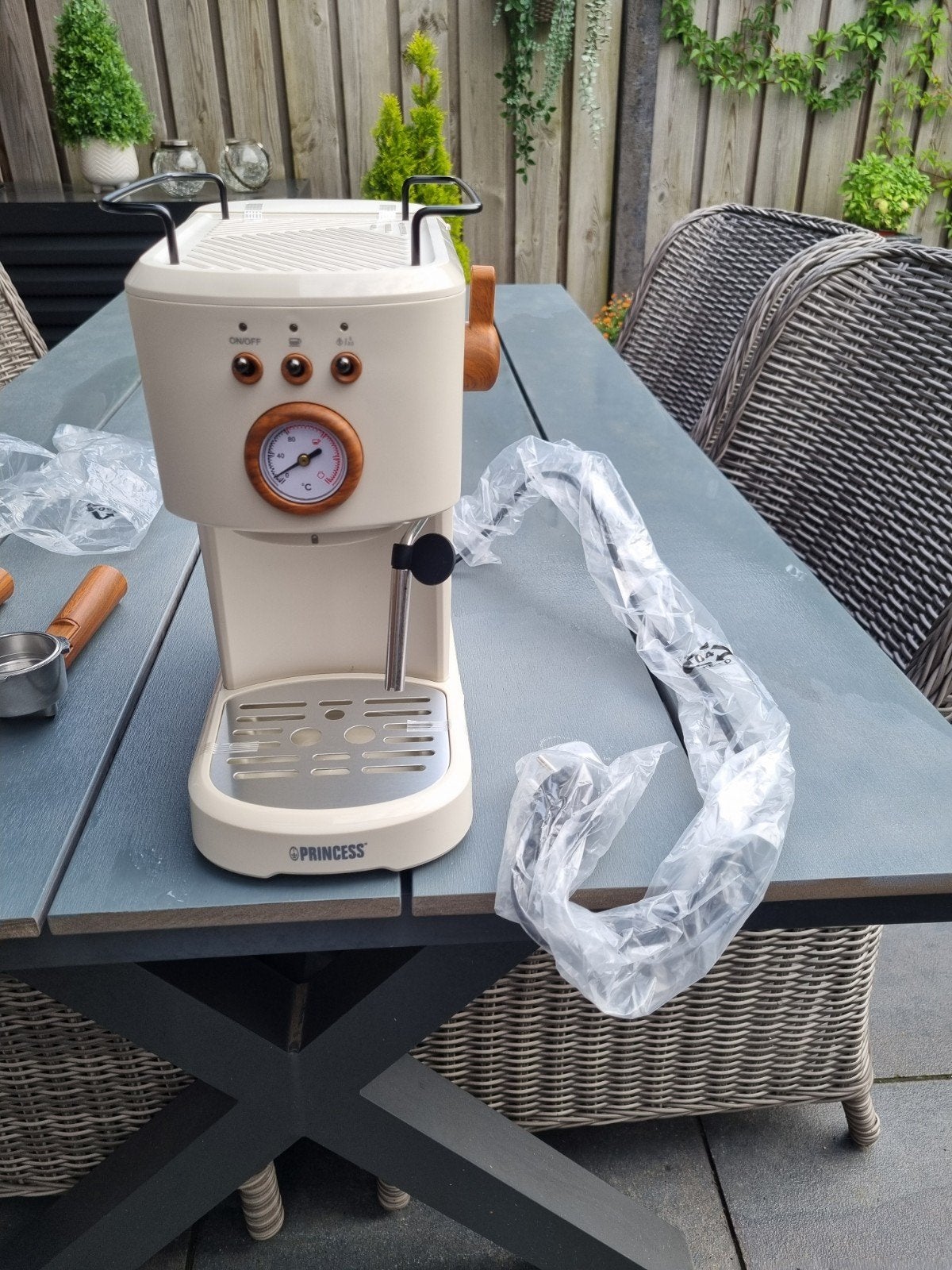 koffie apparaten., Witgoed en Apparatuur, Espresso apparaat, Nieuw, Ophalen of Verzenden, Afneembaar waterreservoir
