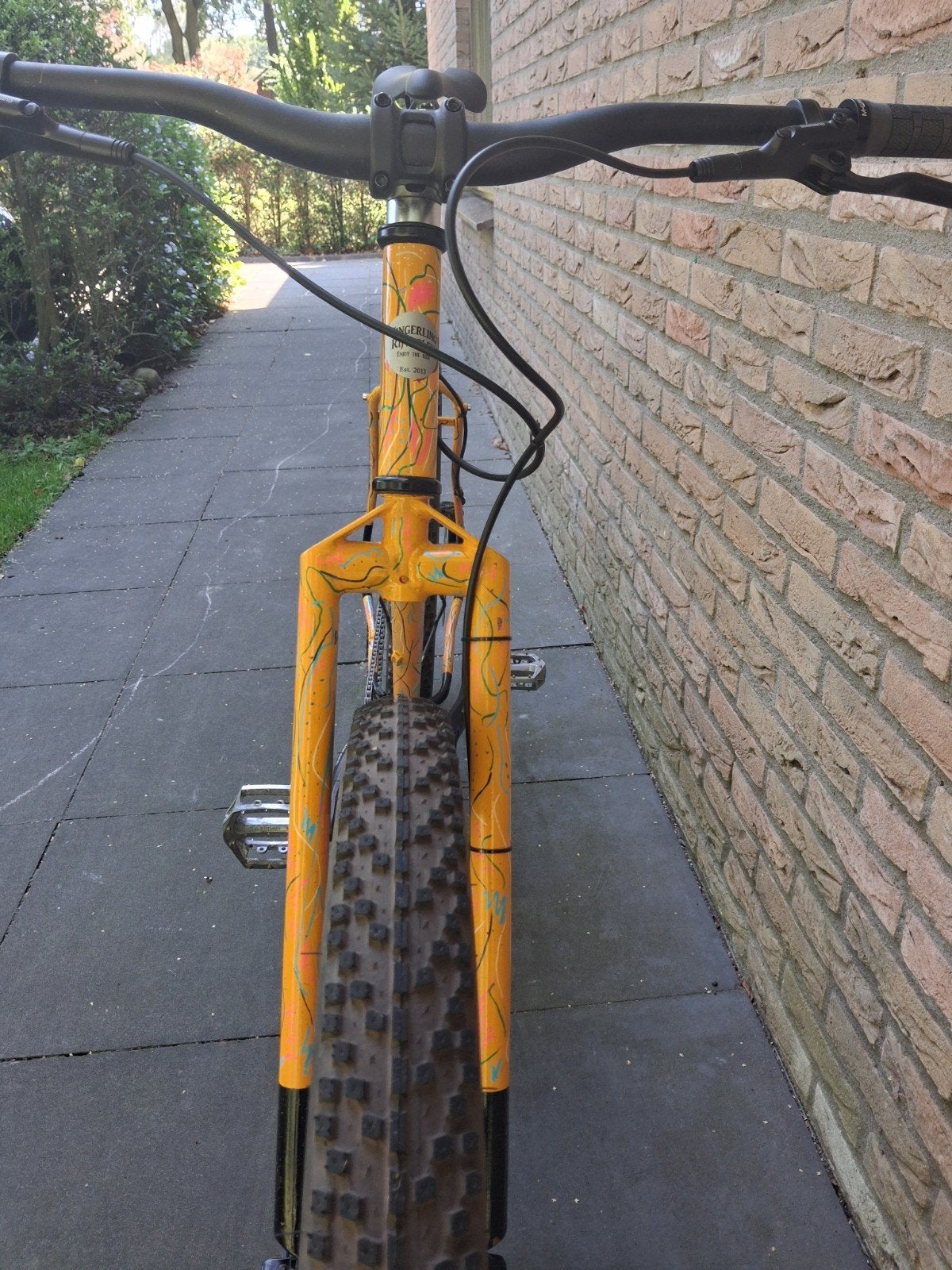 Foto 7 van klunker mountainbike 27.5 plus banden