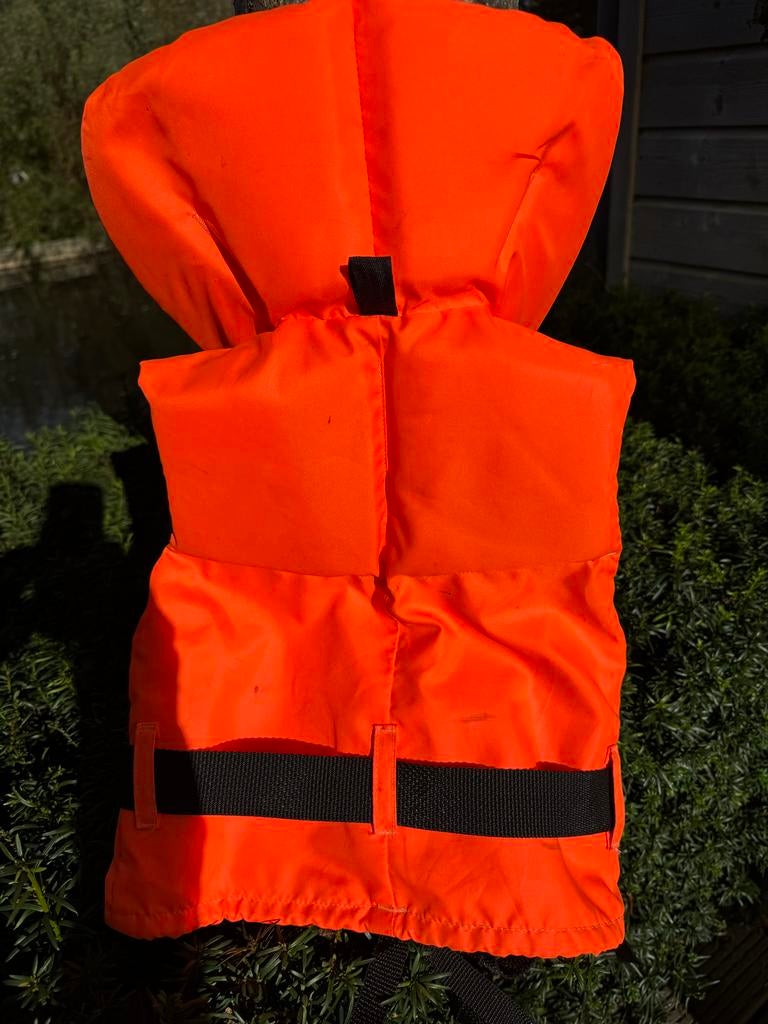 Oranje reddingsvest met fluitje voor kind, Ophalen, Zo goed als nieuw
