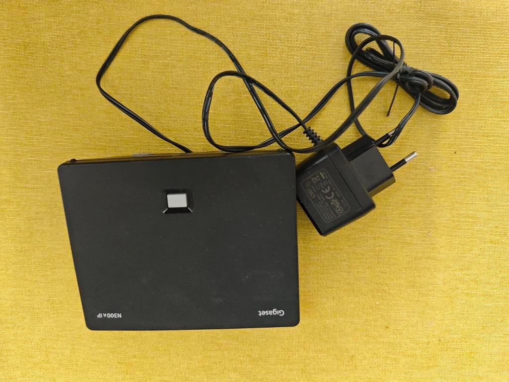 Gigaset N300A IP DECT Basisstation, Ophalen, Zo goed als nieuw
