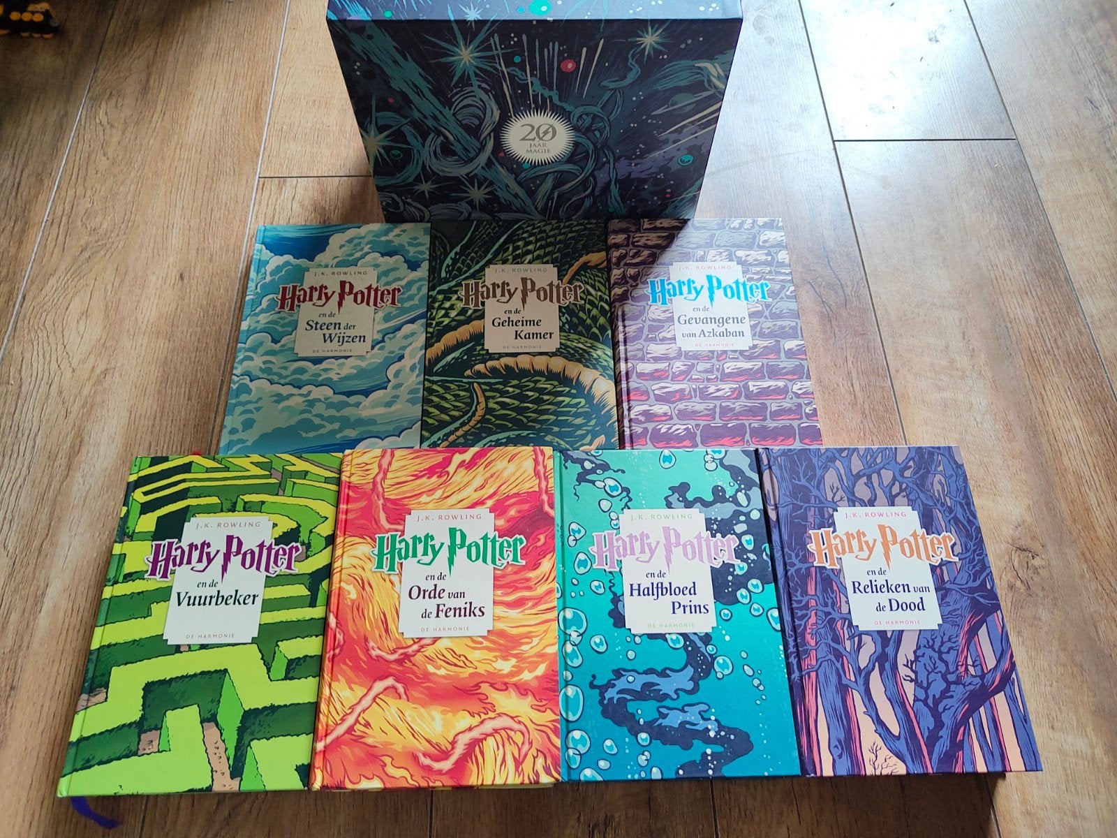 Harry Potter Hardcover Boeken Box Harmonie 20 Jaar Jubileum, Ophalen of Verzenden, Zo goed als nieuw
