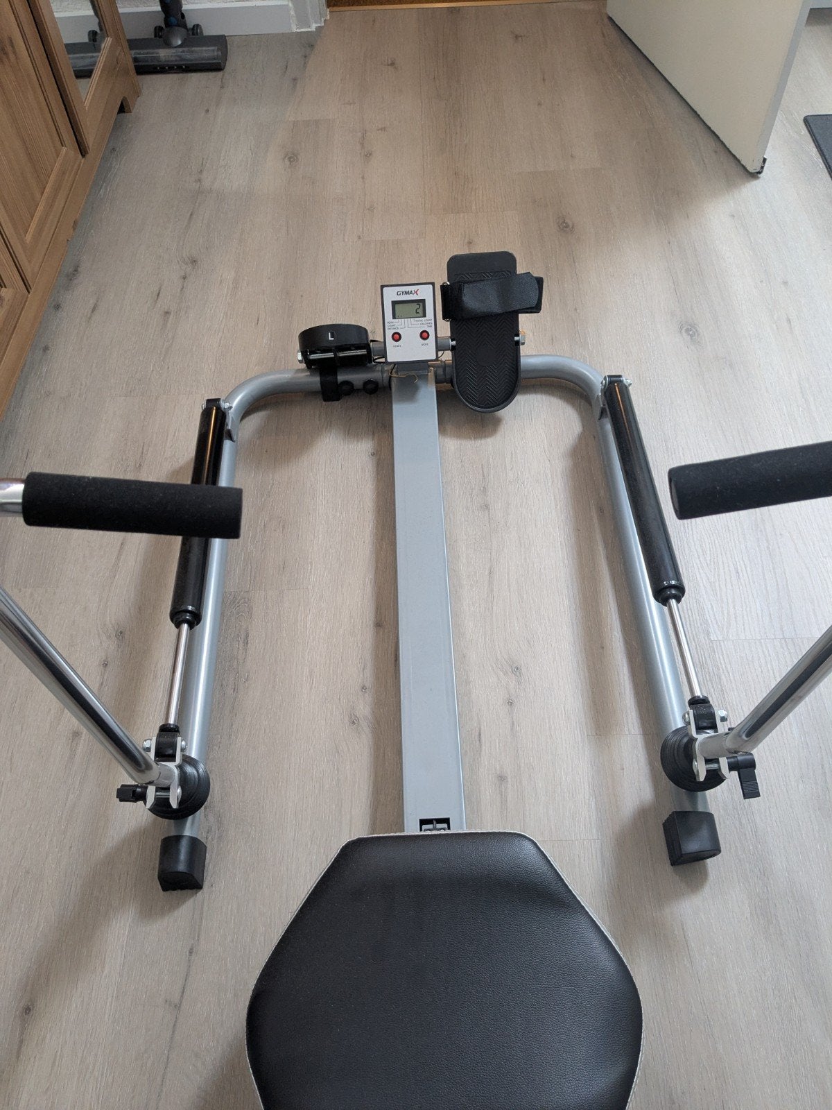 GYMAX Roeitrainer - Compact en Effectief, Sport en Fitness, Fitnessapparatuur, Ophalen, Gebruikt, Rug, Metaal