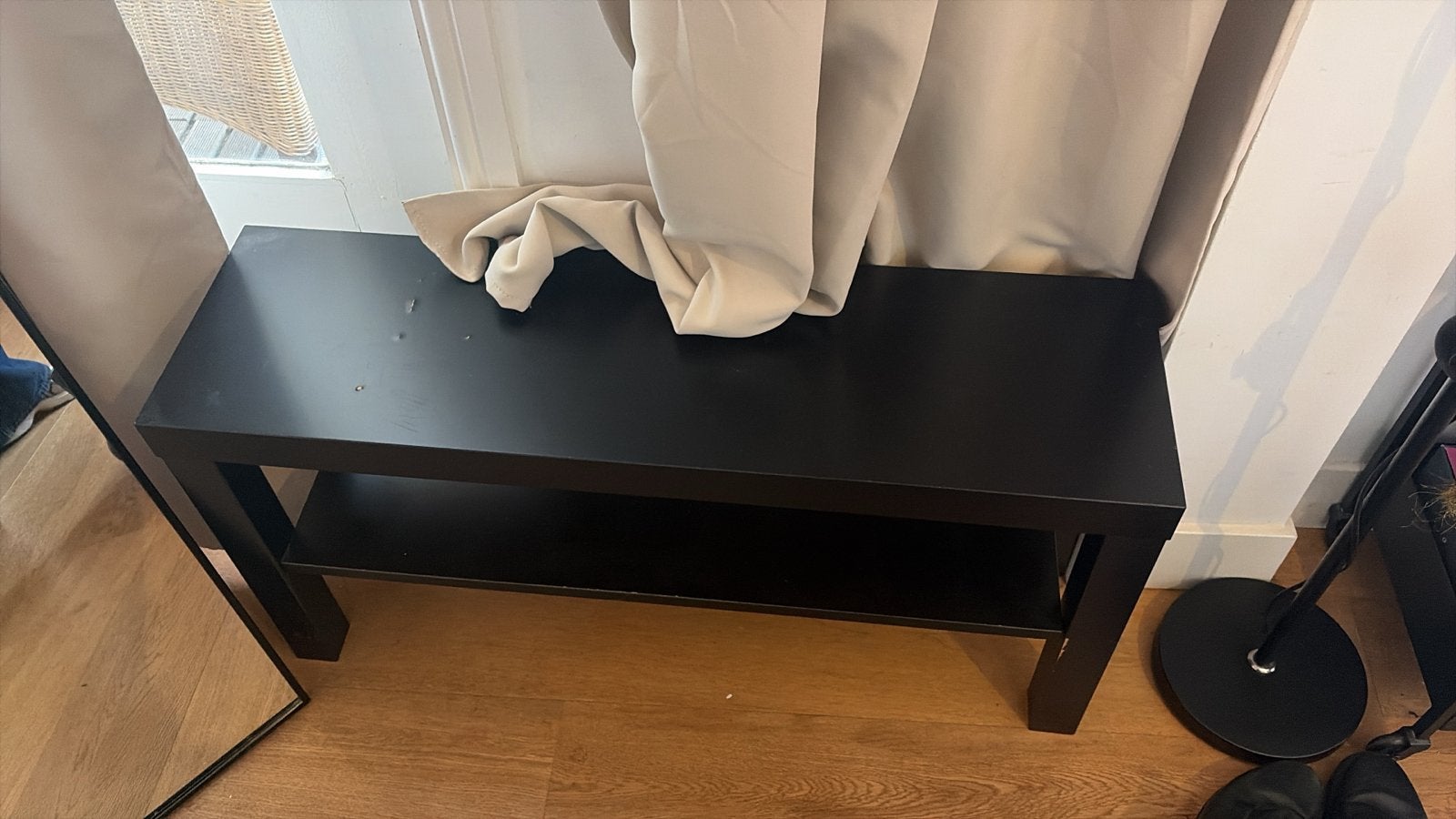 Gratis: IKEA TV meubel / schoenenbankje, zwart, Ophalen, Gebruikt, 50 tot 100 cm, Minder dan 100 cm