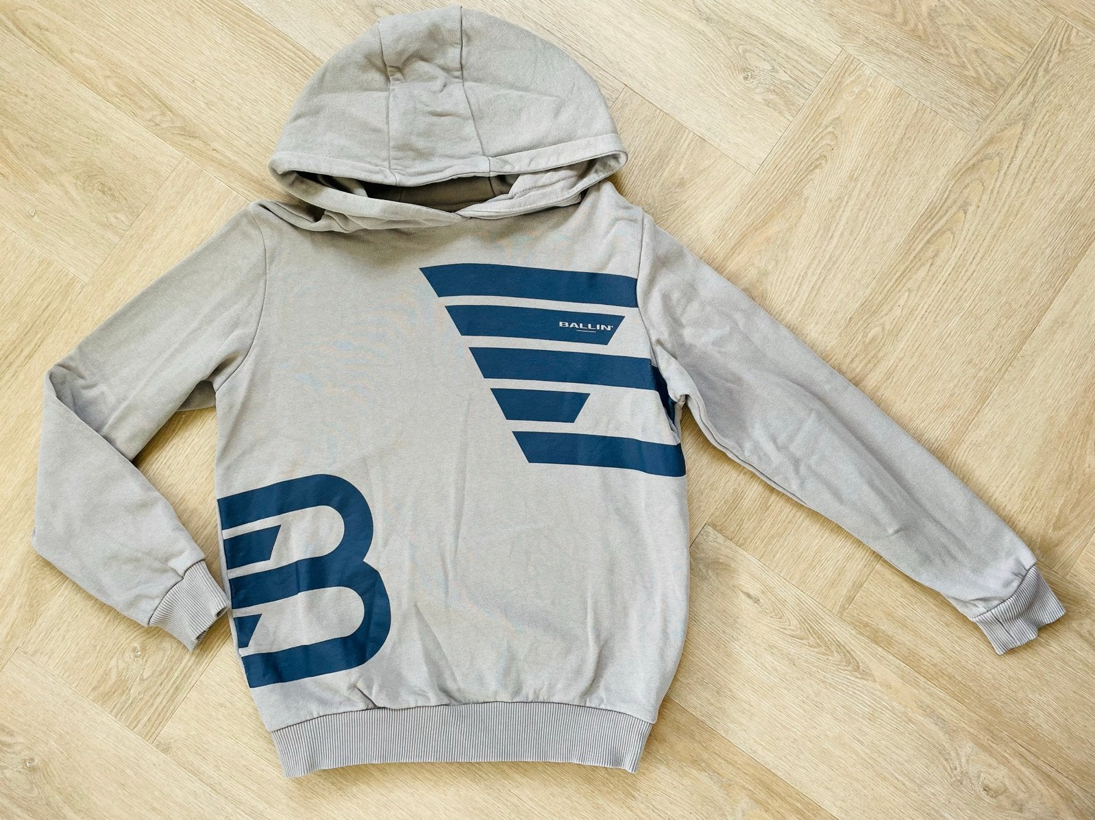 Ballin Amsterdam leuke hoodie maat 140, Verzenden, Zo goed als nieuw, Jongen, Trui of Vest