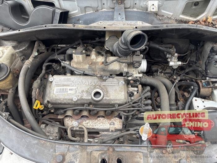 Motor van een Kia Picanto, Ophalen, -, -, -
