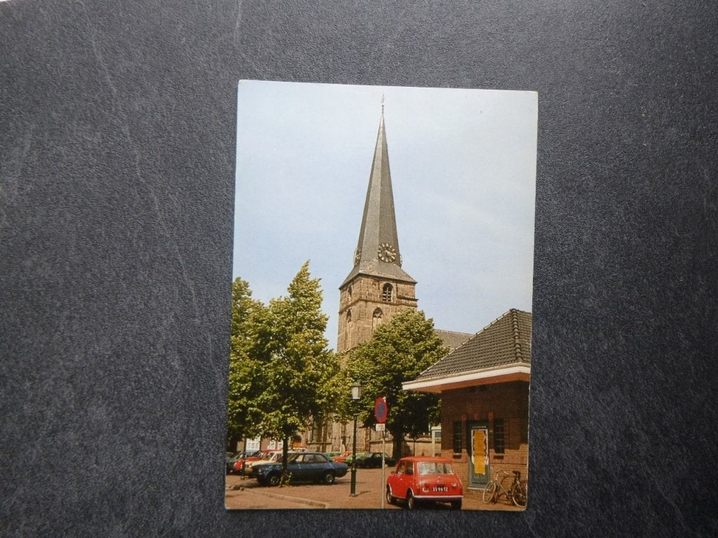 Haaksbergen, rk kerk/auto 1981, Verzenden, 1980 tot heden, Gelopen, Noord-Brabant