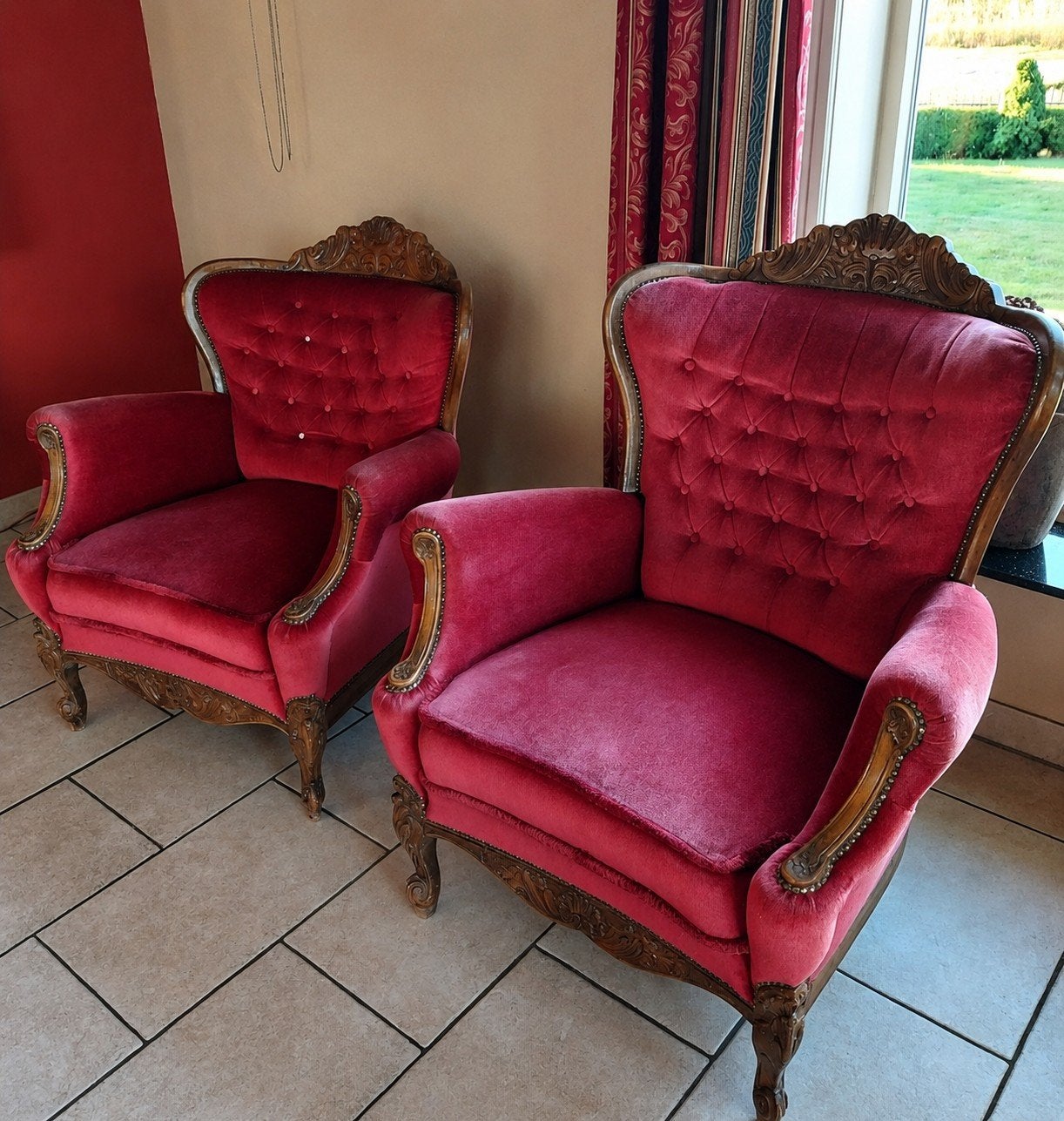 Antieke fauteuils - set van 2 - rood fluweel, Ophalen