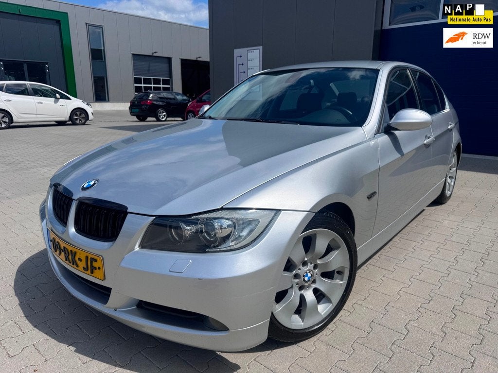 BMW 3-serie 320i Dynamic Executive CarPlay, Auto's, BMW, Bedrijf, Te koop, 3-Serie, ABS, Airbags, Airconditioning, Alarm, Automatische klimaatregeling