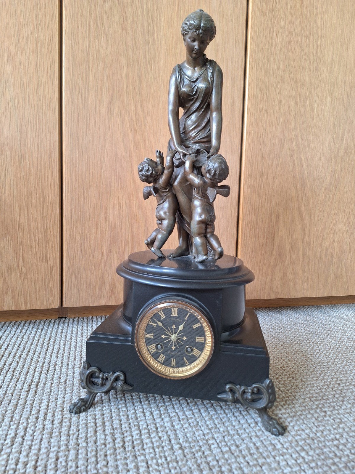 Antieke pendule met bronzen beeld - E. Baumer Deventer, Antiek en Kunst, Ophalen of Verzenden