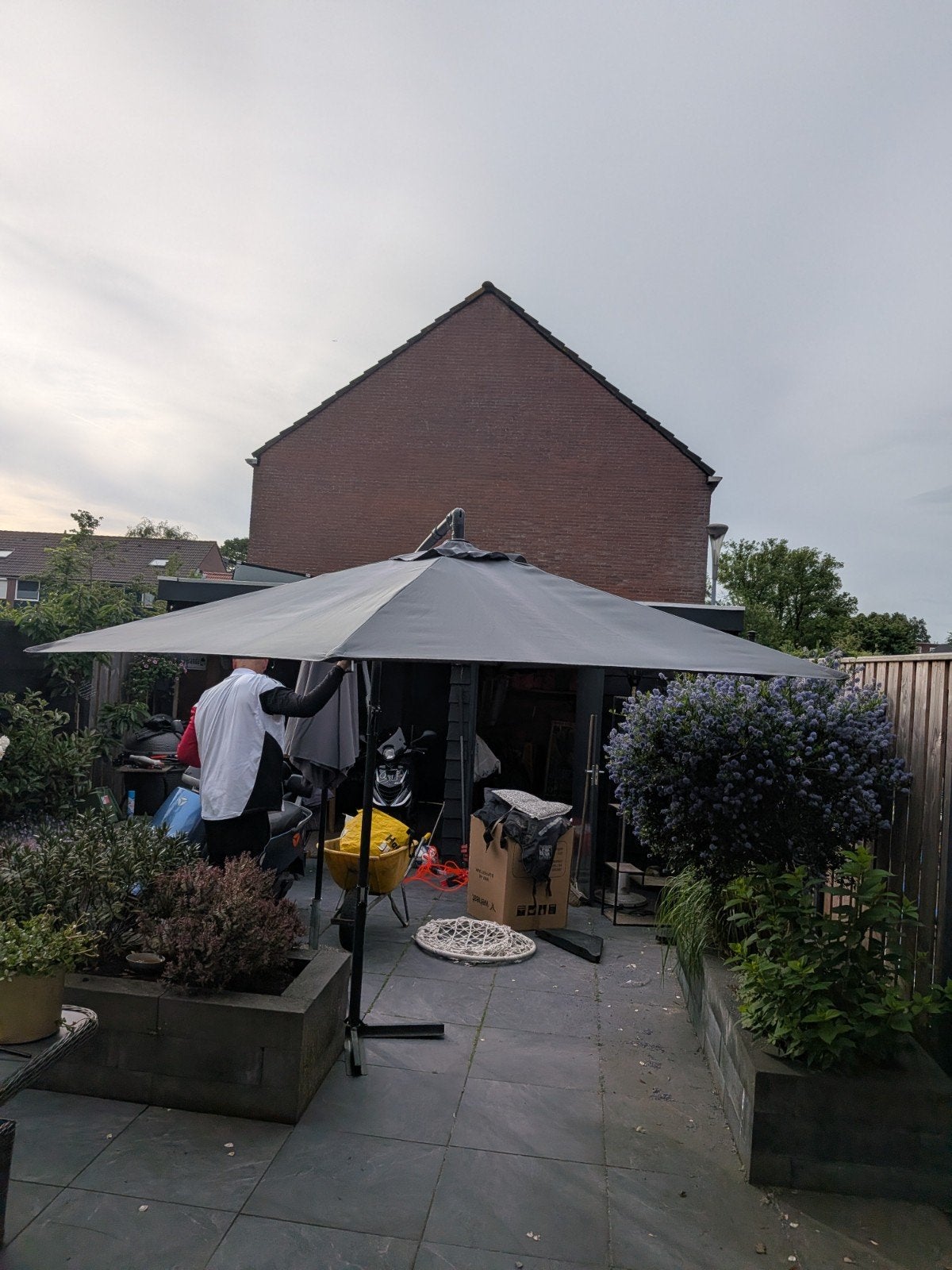 Zweef parasol 3m zonder waterbakken, Ophalen, Zo goed als nieuw, 2 tot 3 meter, Zweefparasol