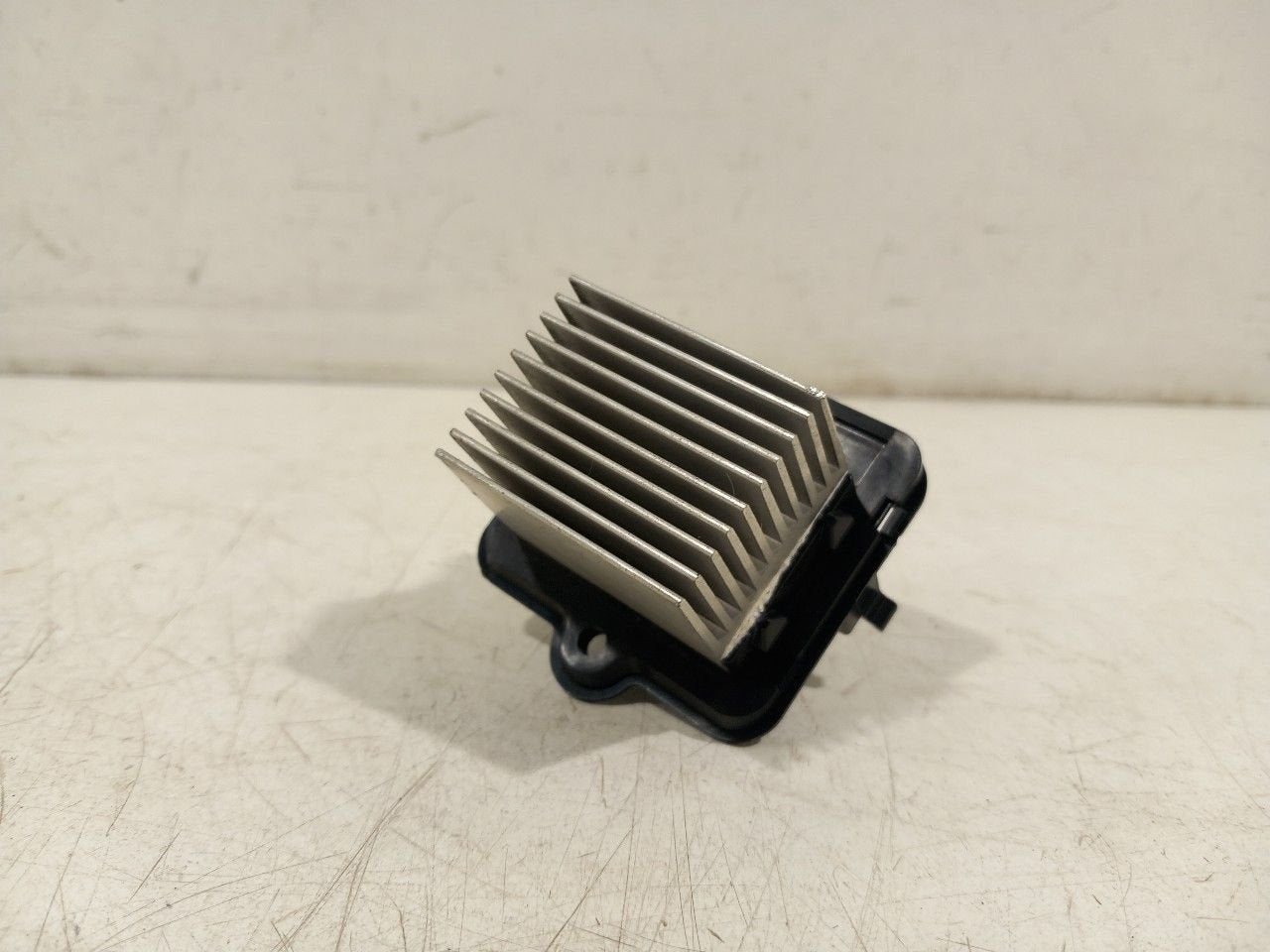 Kachelweerstand Suzuki Ignis, Onderdelen@venauto.nl, Van der Ven Autorecycling B.V., Gebruikt, Ettenseweg 76, 4706 PB Roosendaal, The Netherlands