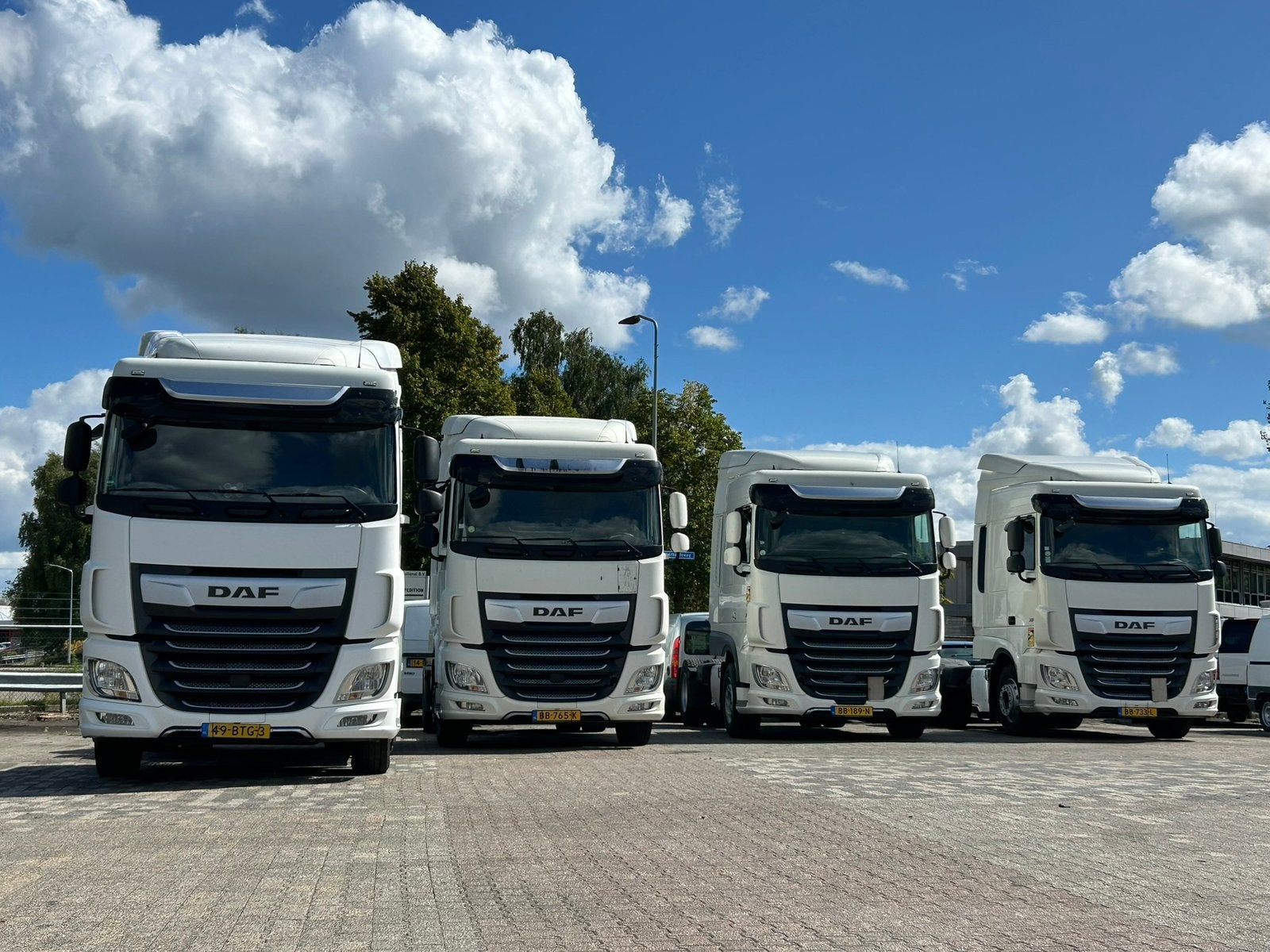 TE HUUR €585 / week! Trekkers & trailers, Auto's, Automaat, Euro 6, 480 pk, Te koop