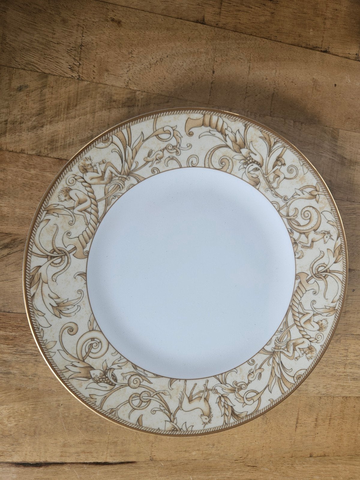 ontbijt bord wedgwood cornucopia Porselein, Huis en Inrichting, Ophalen of Verzenden, Zo goed als nieuw, Bord(en), Overige stijlen