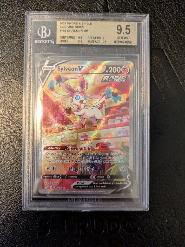 Sylveon V (EVS 184) Beckett 9.5, Ophalen of Verzenden, Zo goed als nieuw, Losse kaart