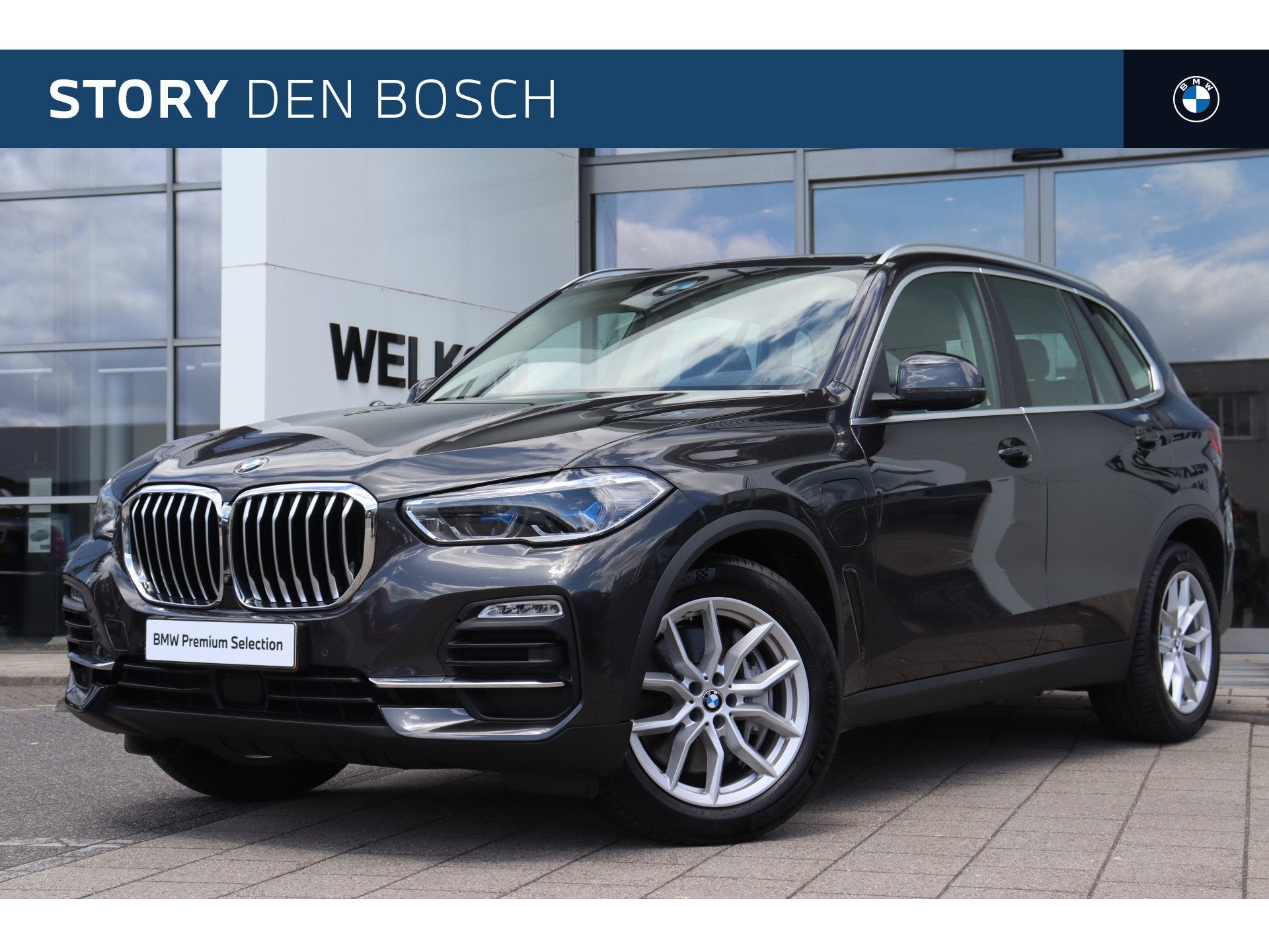 BMW X5 xDrive45e High Executive Automaat / Trekhaak / Laserl, 12 maanden, Gebruikt, 394 pk, 97 km
