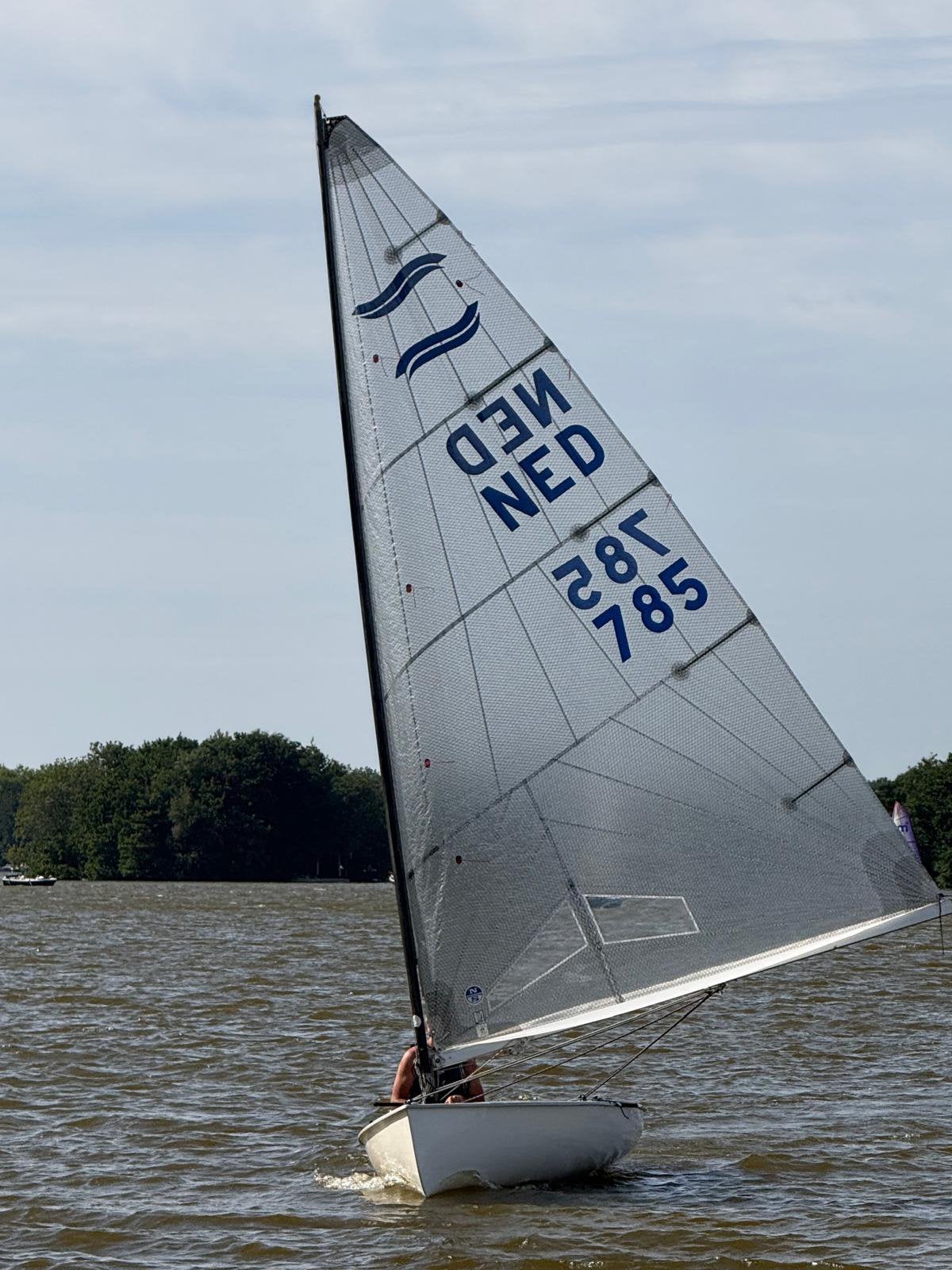 Devoti Finn Zeilboot – HIT/Ceilidh Mast – North Sails, Ophalen, Gebruikt, Minder dan 15 m²