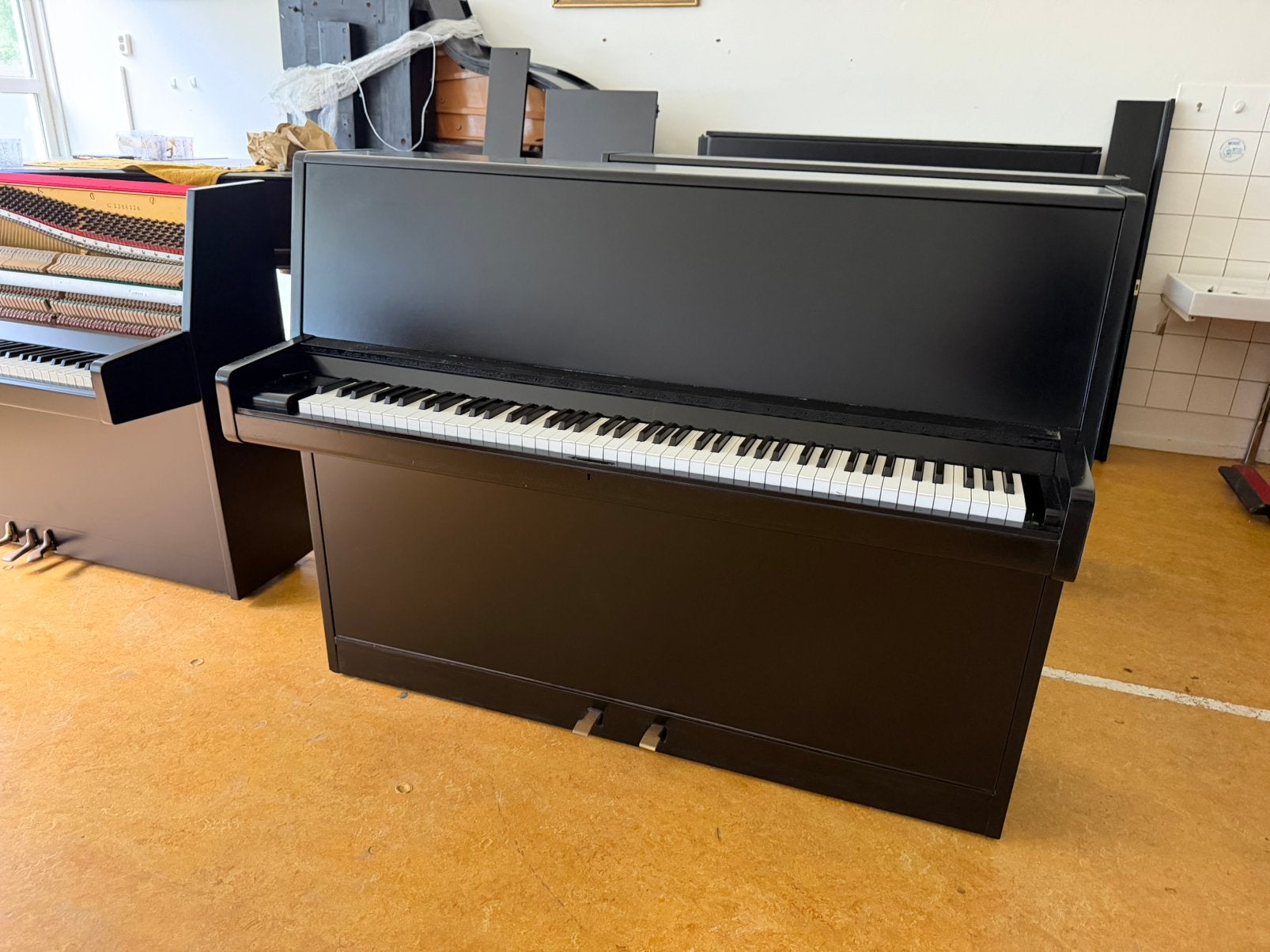 Zwarte Duitse W. Hoffmann Langlau 114 gestemd + gebracht Nl, Ophalen of Verzenden, Zo goed als nieuw, Zwart, Vleugel