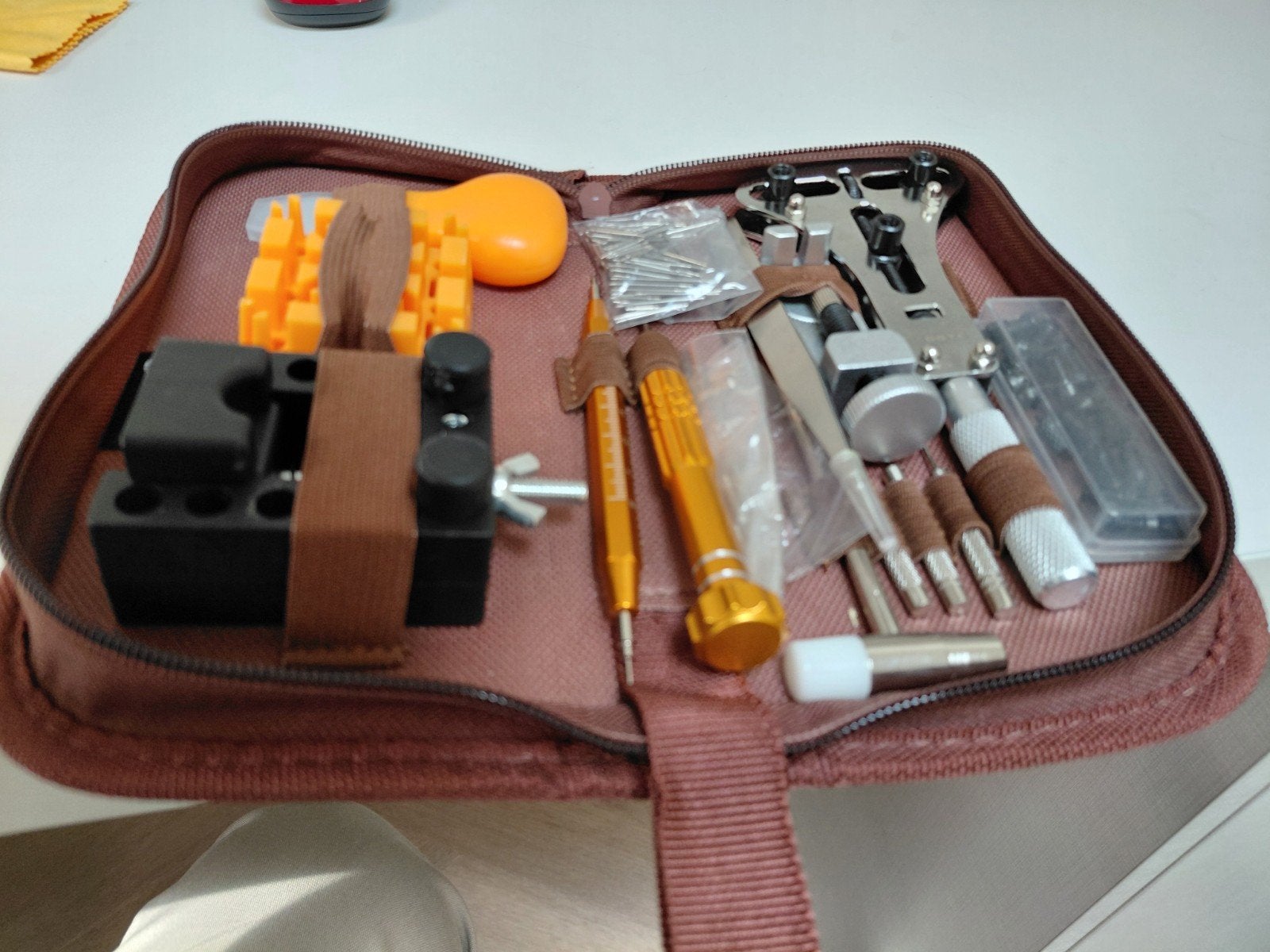 Nieuwe Horloge Reparatie Set voor Hobbyisten, Gereedschap of Toebehoren, Nieuw, Ophalen of Verzenden, Overige materialen