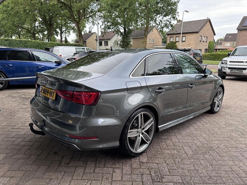 Audi A3 Limousine 1.8 TFSI S-Line Xenon/Led, Climat, Camera,, Auto's, Audi, Voorwielaandrijving, Gebruikt, Euro 6, 4 cilinders